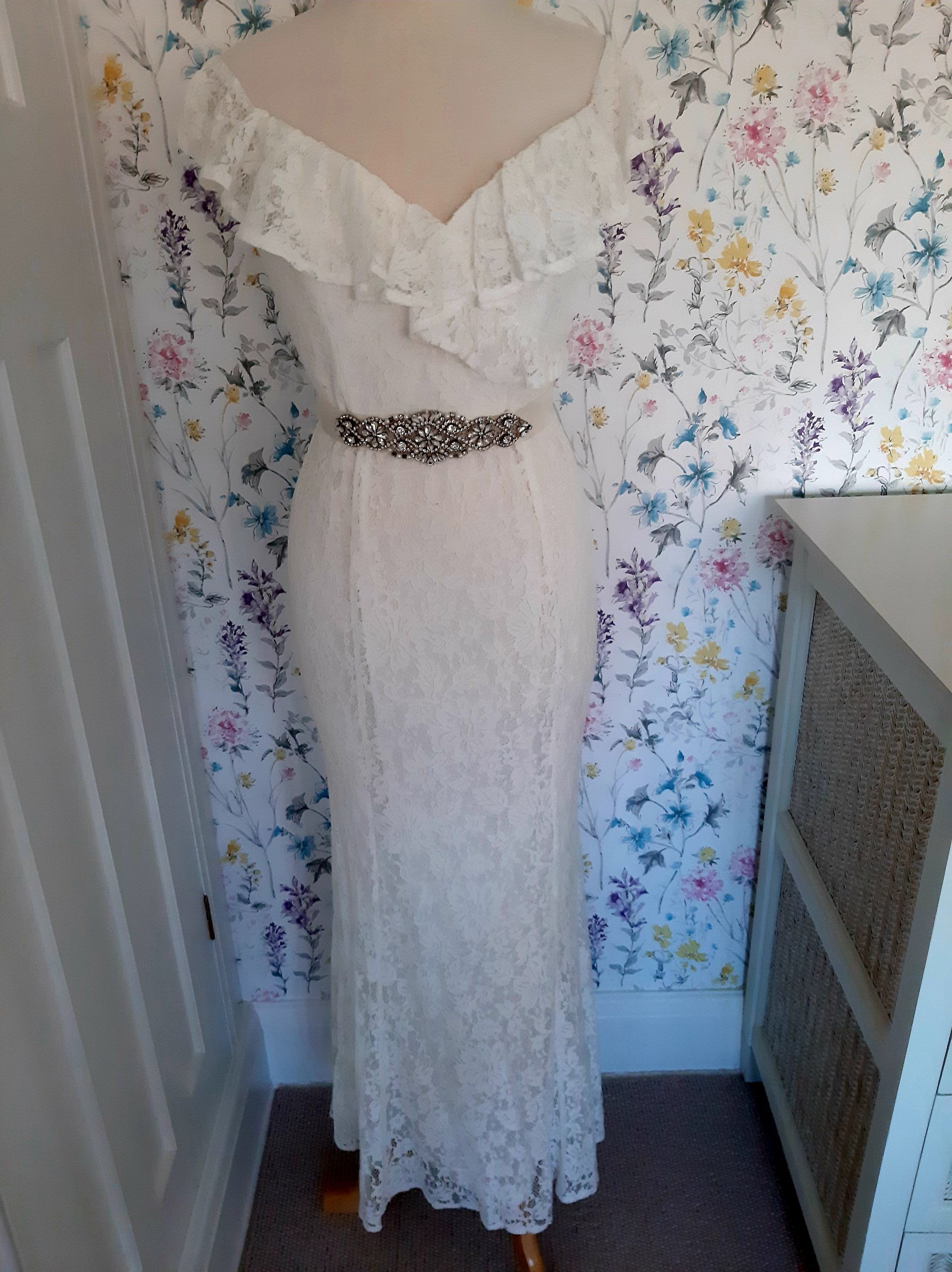 70 s style wedding dress 